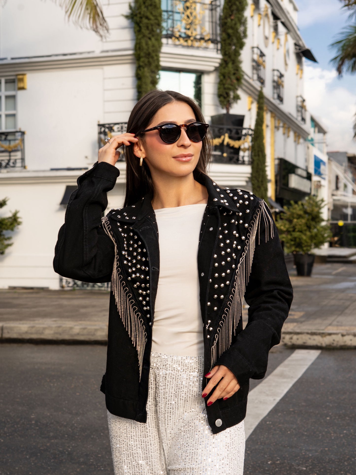 Chaqueta taches negra